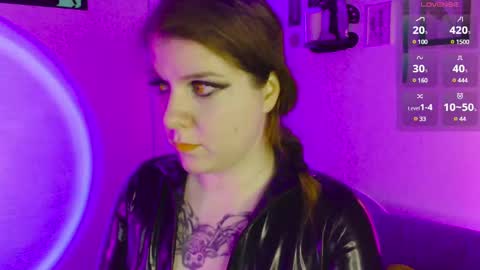 Snapshot of aurora_hotter chatting on February 9, 9:17 pm Miss A Fansly - Auroradomina1 online show from February 9, 9:17 pm