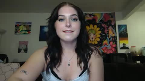 auroralightz1 online show from September 27, 1:47 am