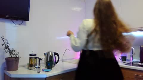 Snapshot of aurore_harris chatting on January 8, 7:45 am Aurore Harris online show from January 8, 7:45 am