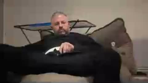 aussie_dad_uc online show from July 11, 1:36 pm