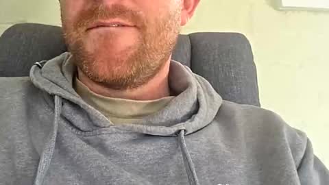 aussie_dadbod6969 online show from May 14, 3:37 am