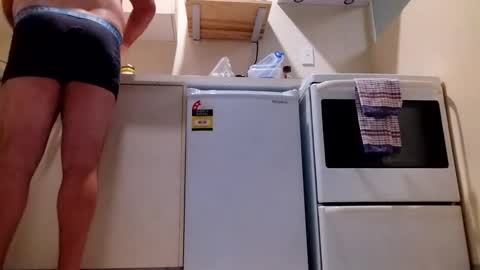 austinnz11 online show from March 30, 2:44 am