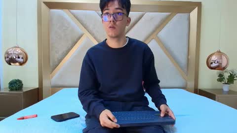 austinreeds online show from November 1, 11:53 am