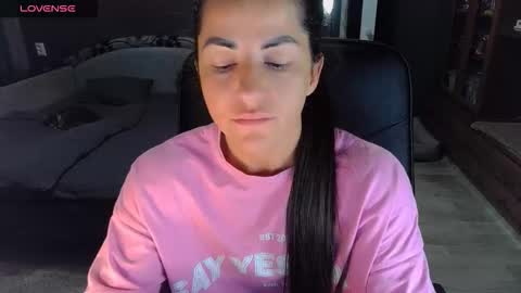 Ava online show from October 1, 11:20 am