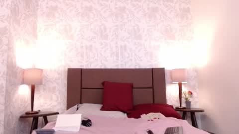 Ava  online show from February 17, 7:35 pm