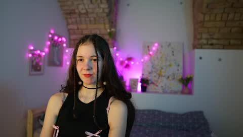 ava taylor18 online show from January 2, 2:35 pm