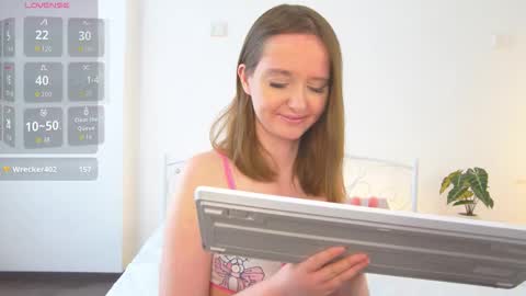 avabitoni online show from March 4, 7:38 am