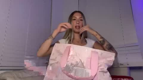 avablakexoxo online show from June 16, 2:37 am