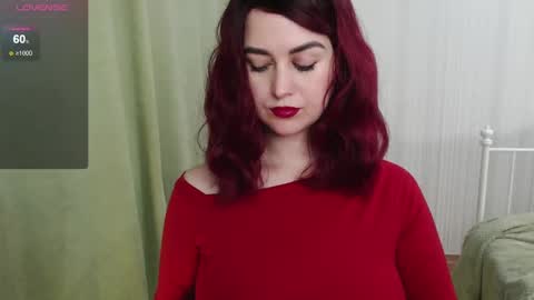 Snapshot of avaedenn chatting on February 5, 5:20 pm Ava online show from February 5, 5:20 pm