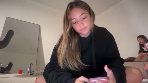 Snapshot of avaowenss chatting on September 19, 11:51 pm avaowenss online show from September 19, 11:51 pm