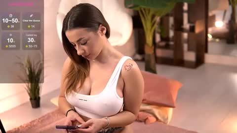 AvaReed online show from November 19, 5:18 am