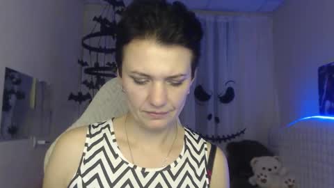 avasaturnian online show from October 24, 2:40 pm