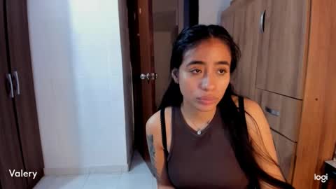 Snapshot of ave_fenix69 chatting on October 20, 2:27 am Valery -- online show from October 20, 2:27 am