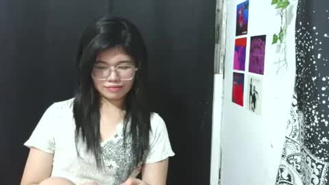 ave_tt online show from May 31, 4:39 pm