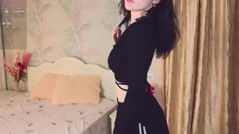 Snapshot of aveloria chatting on October 8, 6:47 pm aveloria online show from October 8, 6:47 pm