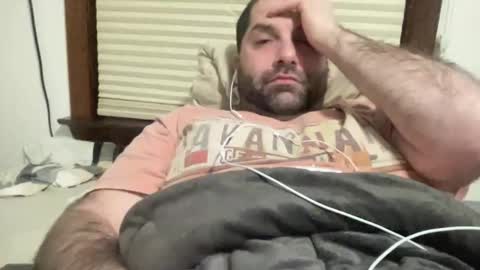 averagejoe345977 online show from February 17, 2:43 am