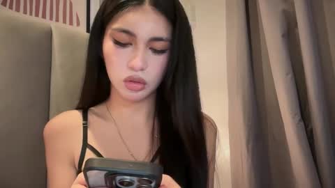 avimiller online show from February 7, 3:59 pm