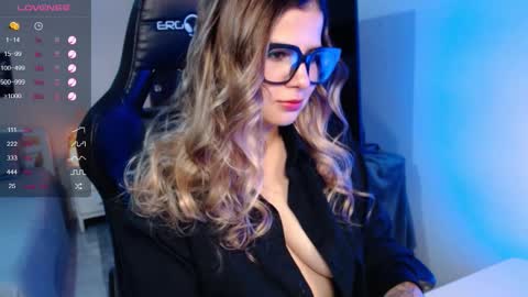 Avrill Morgan online show from March 26, 8:25 pm