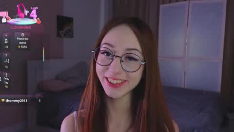 Avril online show from October 18, 10:25 pm