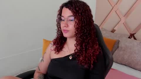 Avril  online show from March 4, 12:13 pm