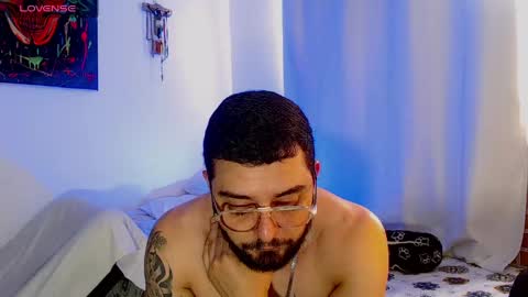 Independiente Model online show from May 8, 6:02 pm