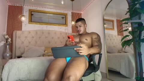 Axel Daviss online show from April 29, 9:52 pm