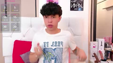 Axel Evanss online show from February 5, 1:47 pm