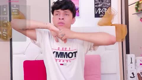 Axel Evanss online show from January 13, 1:52 pm