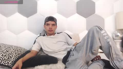 Snapshot of axel_forte chatting on February 25, 12:38 pm Axel Forte online show from February 25, 12:38 pm