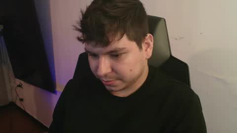 Axel online show from April 17, 9:28 pm