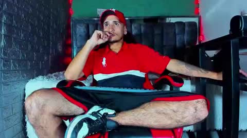 Axell Cross2 online show from April 19, 1:28 am