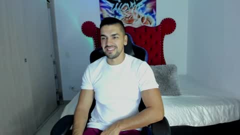 Axel online show from April 20, 10:29 am