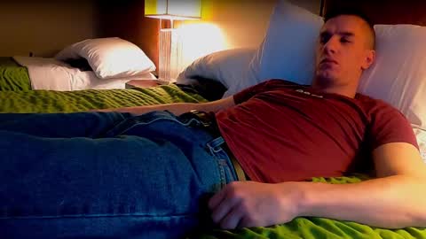 Axl online show from February 25, 3:20 pm