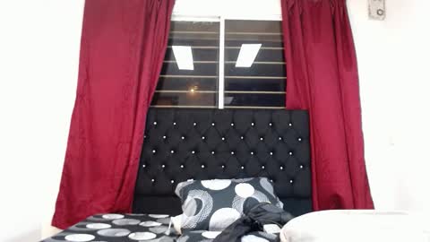 Axxxel  online show from February 3, 6:40 am