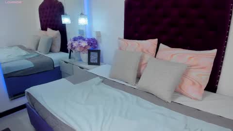 Ayelen Spacee online show from September 13, 4:37 am