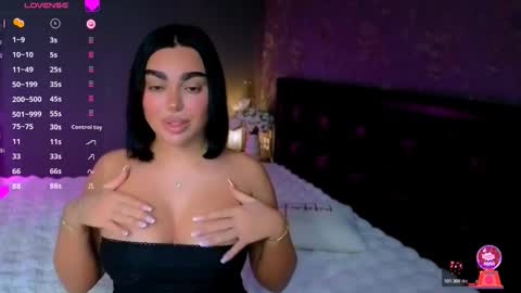  Ayla Demir  online show from November 6, 11:52 pm