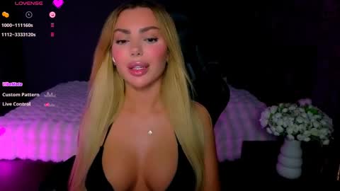  Ayla Demir  online show from May 30, 8:29 pm