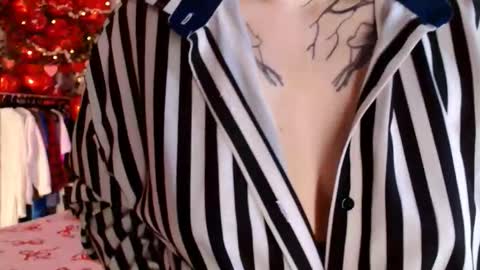 Ayla hill online show from March 8, 4:16 am