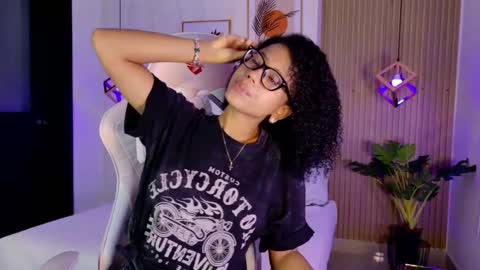 Ayleen online show from February 2, 1:07 pm