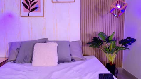 Ayleen online show from February 25, 6:11 pm