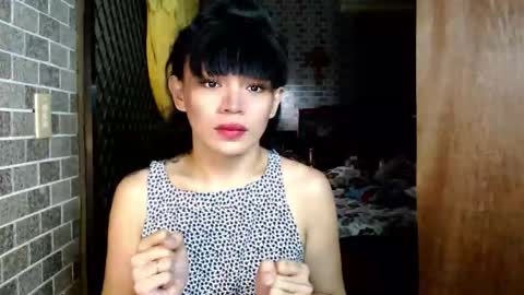 Snapshot of aymkyline chatting on October 19, 11:26 am aymkyline online show from October 19, 11:26 am