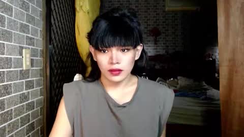 Snapshot of aymkyline chatting on September 19, 11:25 am aymkyline online show from September 19, 11:25 am