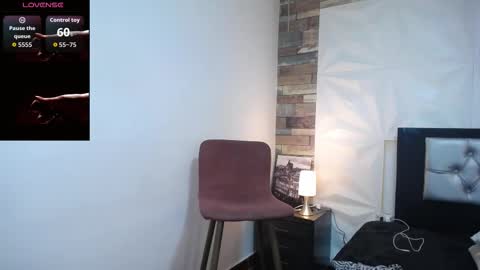 Snapshot of azaahara_ chatting on September 24, 11:39 am Azahara online show from September 24, 11:39 am