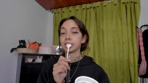 azumi saan online show from April 2, 2:30 am