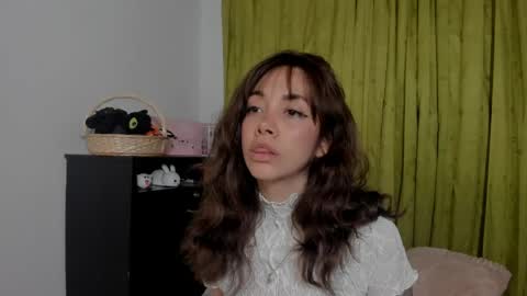 azumi saan online show from April 28, 2:27 am