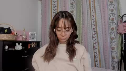 azumi saan online show from June 10, 3:06 am