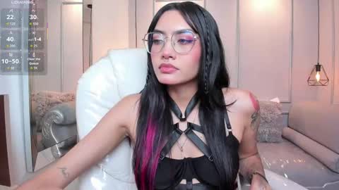 Snapshot of azurakindong chatting on October 1, 8:08 pm Azura online show from October 1, 8:08 pm