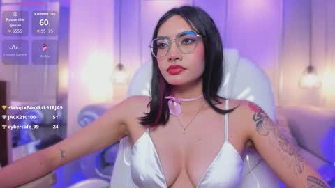 Azura online show from March 6, 11:48 pm