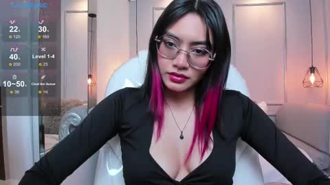 Snapshot of azurakindong chatting on March 5, 7:27 pm Azura online show from March 5, 7:27 pm