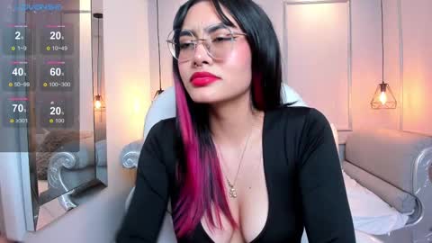 Snapshot of azurakindong chatting on February 13, 1:40 am Azura online show from February 13, 1:40 am
